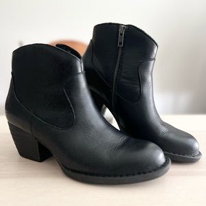 Like New Born Black Leather Ankle Booties Size 7.5